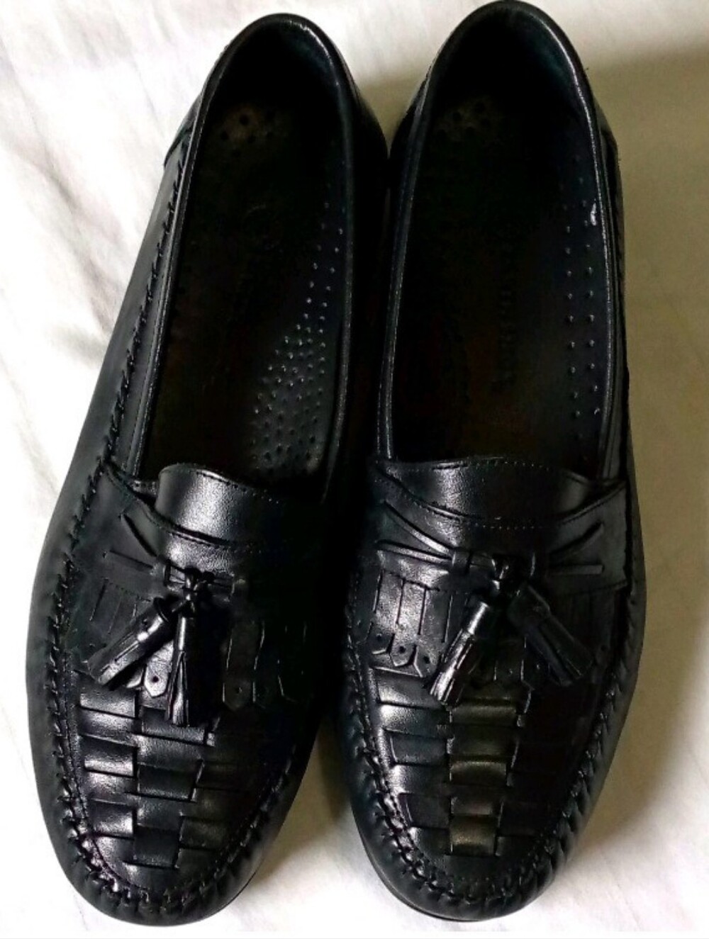 Men's Black Tassel Slip-On Loafers